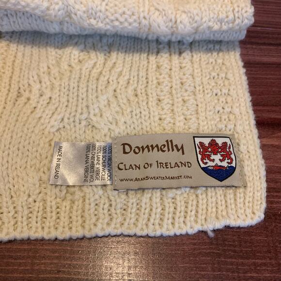 Unisex Donnelly Clan Virgin Wool Cream Rectangle Scarf OS EUC! - Picture 4 of 5